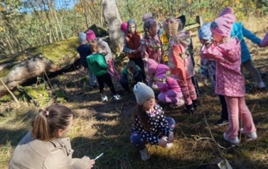 Wycieczka szlakiem dziedzictwa lokalnego "Czy możliwe, że mieszkała tu święta?" 2