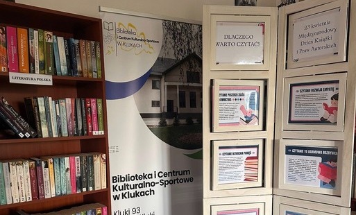 zdjęcie wystawy w bibliotece